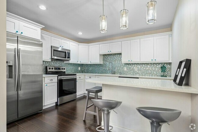 Building Photo - 905 NW 29th Ave Rental