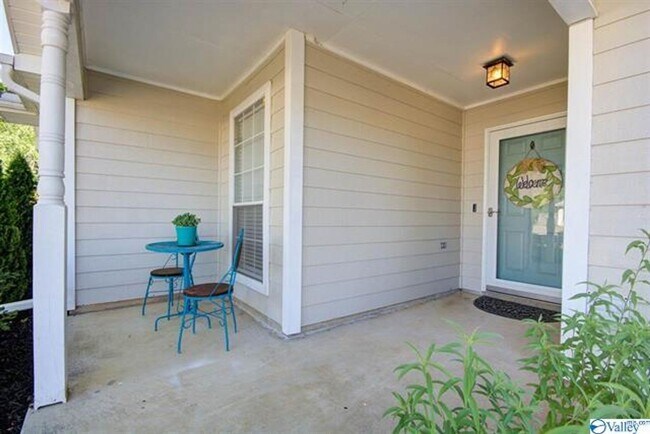 Photo - THREE BEDROOM/TWO BATH SPACIOUS RANCH - GR...