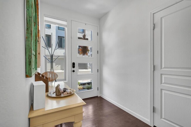 Photo - Beautiful Energy Efficient Hayward Townhome w/ Modern Updates