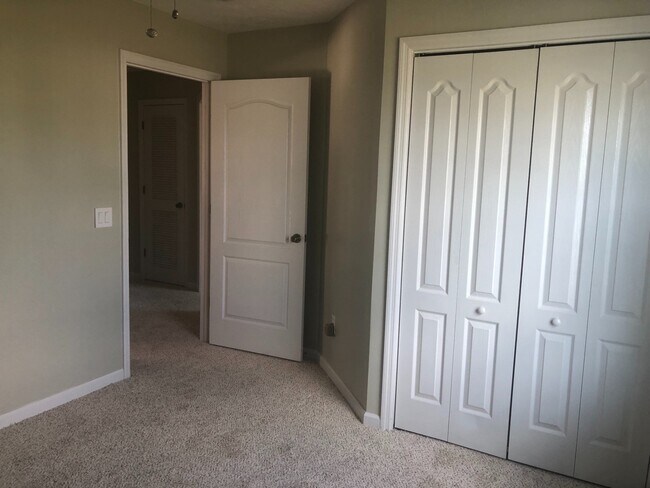 Photo - Spacious Home on a Beautiful Lot in a Quiet Neighborhood! *SPECIAL: 1/2 OFF 1st Month + Military ...