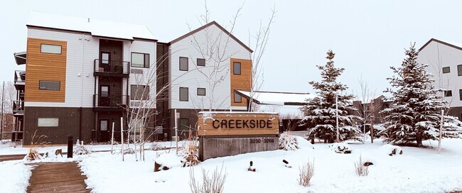 Building Photo - The Explorer Unit at Creekside – A Perfect... Rental