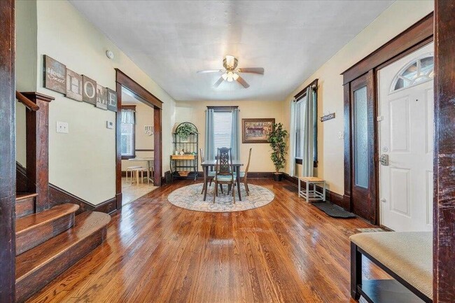 Photo - 1205 15th St SE