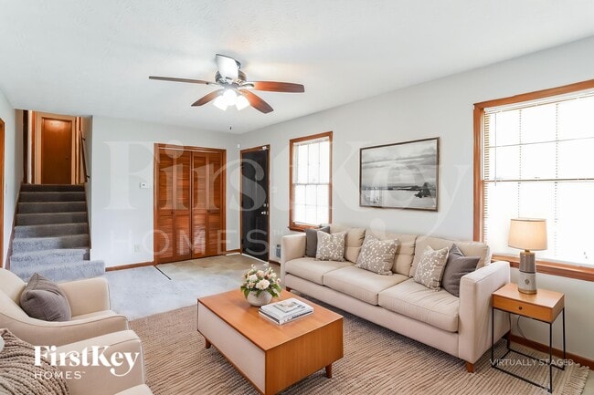 Photo - 240 Summerwood Ln