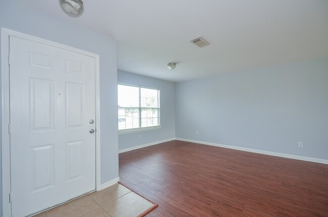 Photo - 7211 Towering Pine Ln
