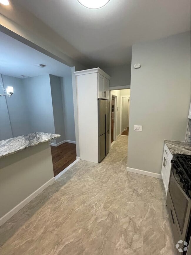 Building Photo - 407 71st St Unit 2 Rental