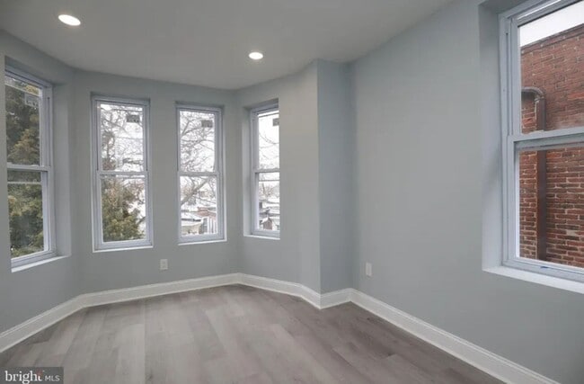 Photo - 1908 W Diamond St Unit 3