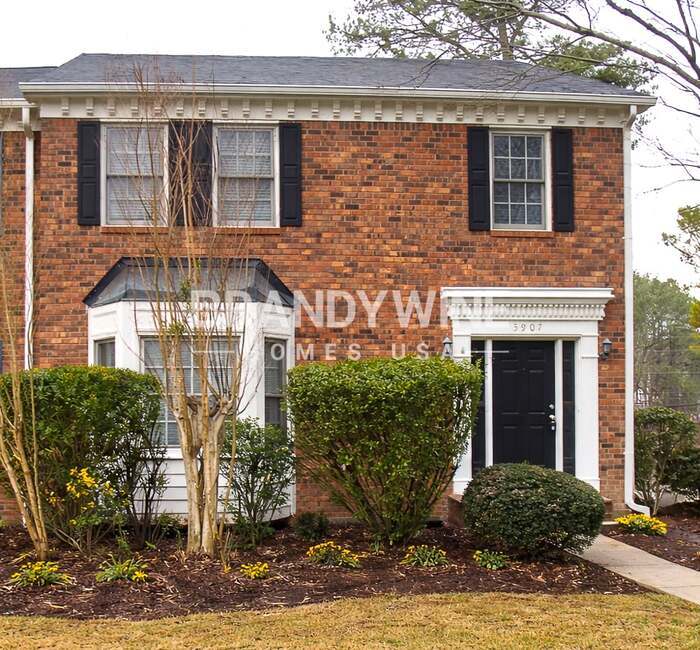 Photo - 5907 Princess Ln NW