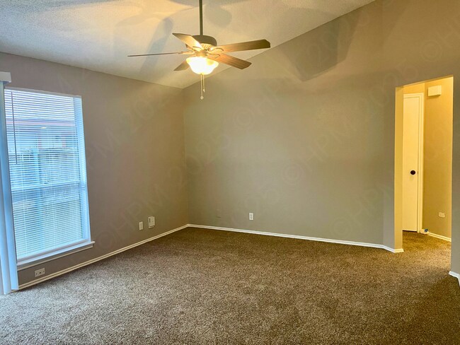 Photo - Ardash-9827 &amp; 9825 Unidad Ardash-9827