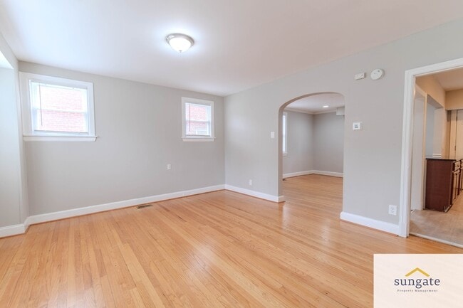 Photo - 615 Winston Ave