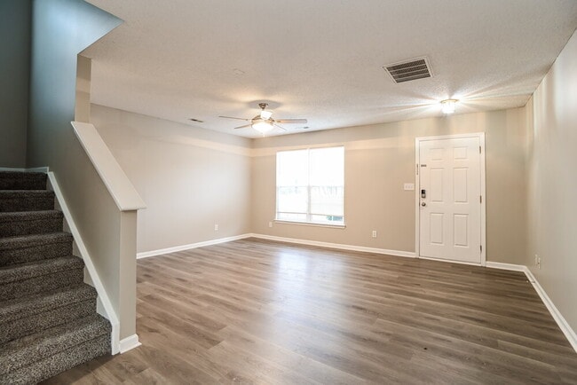 Photo - 14327 O'Casey Ln