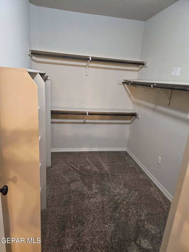 Photo - 14837 Hunters Grove Ave