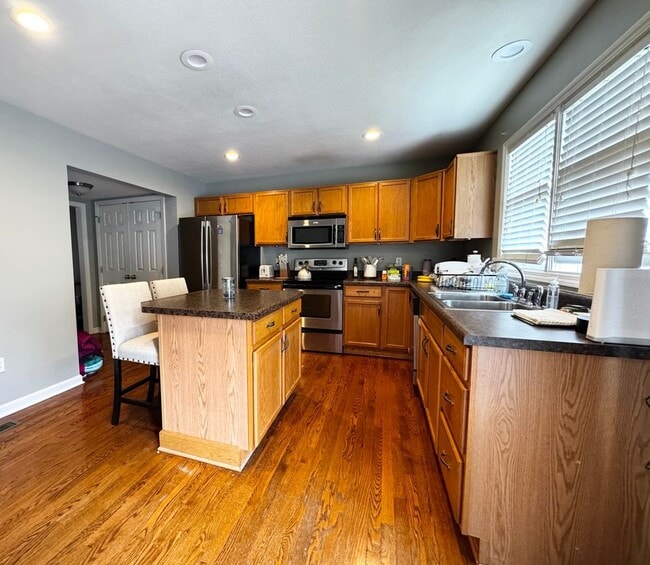 Photo - 305 Marshall Heights Dr