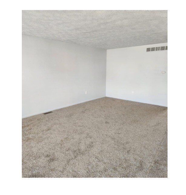 Photo - 4487 French Rd