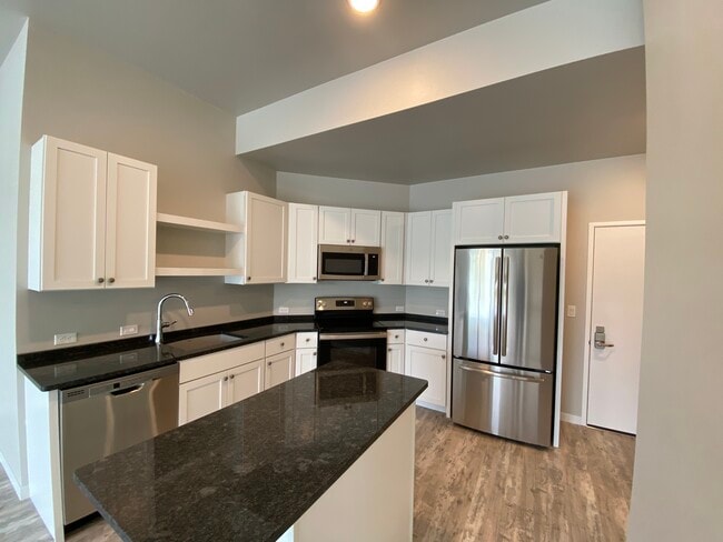 1 BDRM Kitchen Layout