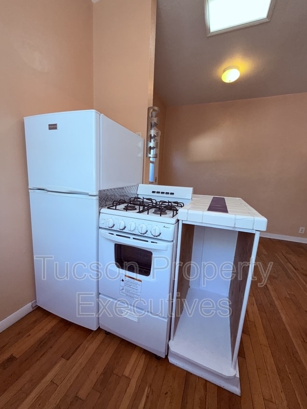 Photo - 1222 N Olsen Ave