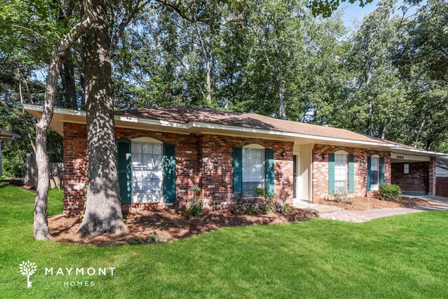 Photo - 1008 Tanglewood Dr