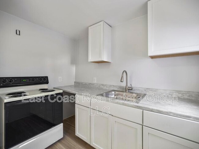 Photo - 528 Hack Wilson Way Unit 2