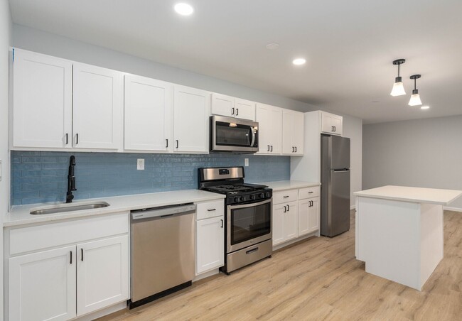 Kitchen-Renovated (RG 2BR, 1.5BA) - Rosedale Gardens & Franklin Square Apartments