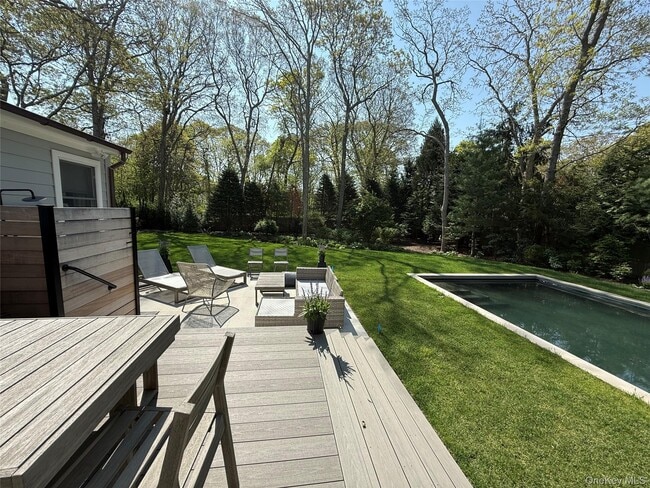 Photo - 11 Post Crossing