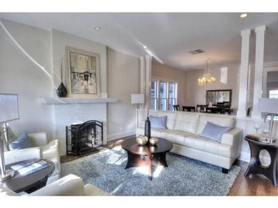 Photo - 413 Emerald St