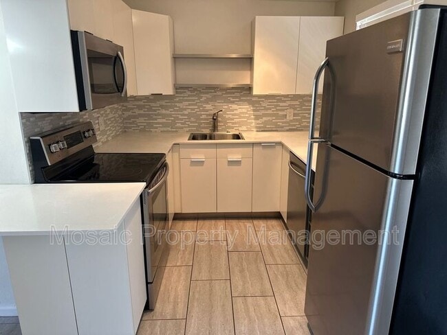 Building Photo - 4351 N 36th Pl Unit #4 Rental