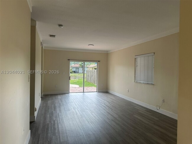 Photo - 1142 NE 41st Terrace