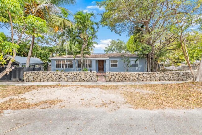 Photo - 2301 Tequesta Ln House