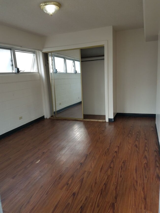 Photo - Room for Rent in Waikiki 2 Blocks from Beach Unit 921
