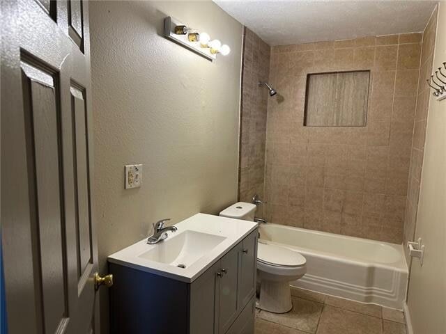 Photo - 3620 Hollygrove St