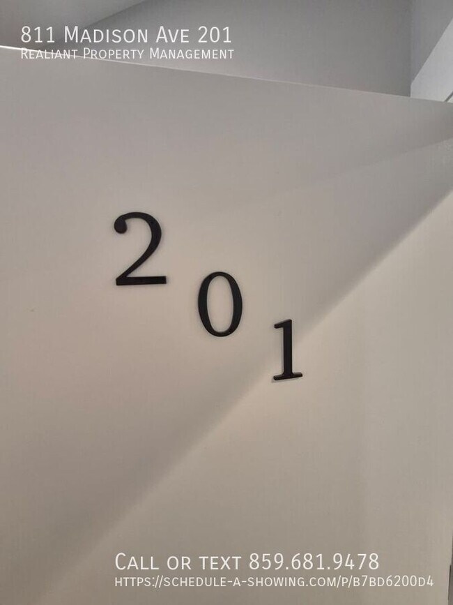 Photo - 811 Madison Ave