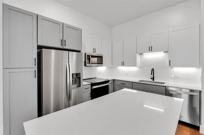 Building Photo - 2012 Boykin Wy Rental