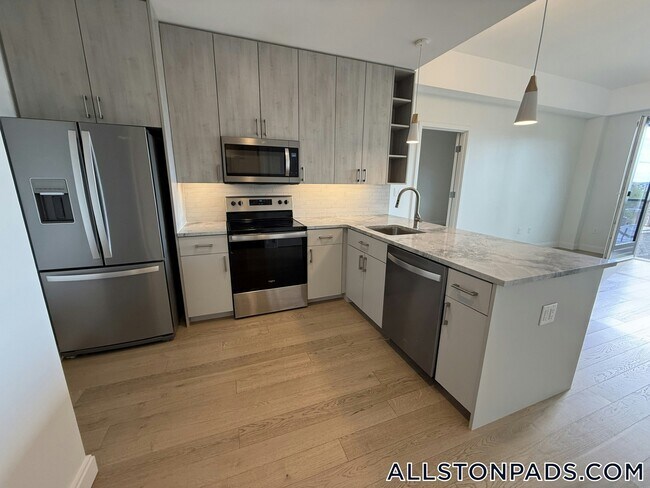 Photo - 55 Brighton Ave Unidad 503