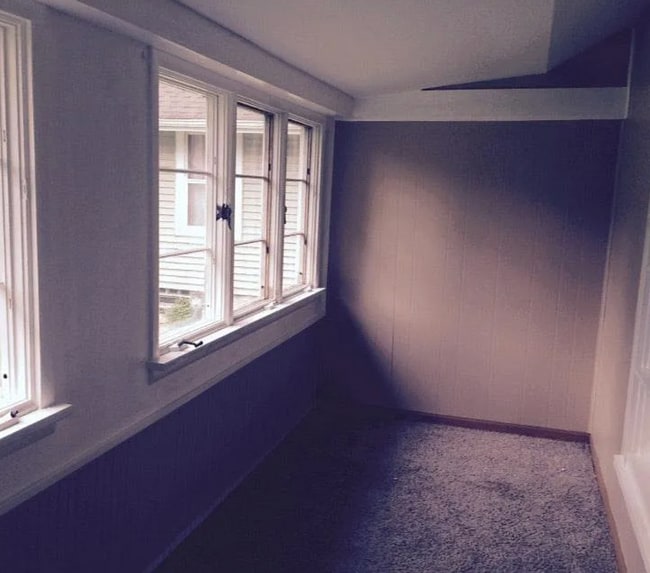 Photo - Cozy 2-Bedroom Home with Basement & Off-St...