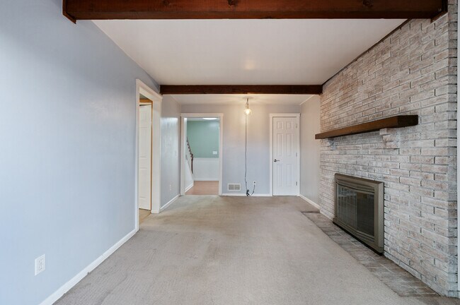 Photo - 108 Kings Point Rd