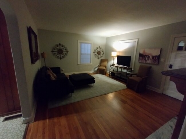 Photo - 4912 Log Cabin Rd