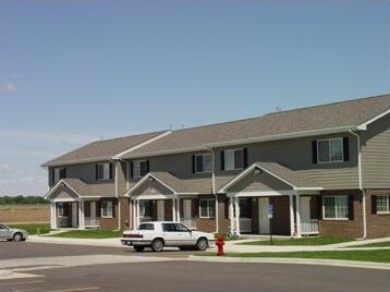 Hunters Gate Townhomes - Hunters Gate Townhomes