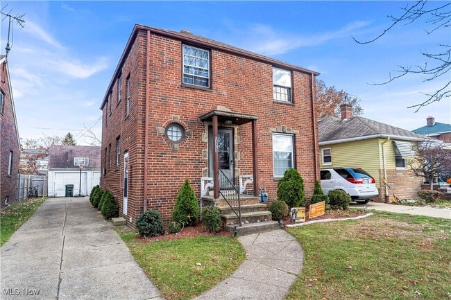 Photo - 6151 Wareham Dr Unit 2/UP