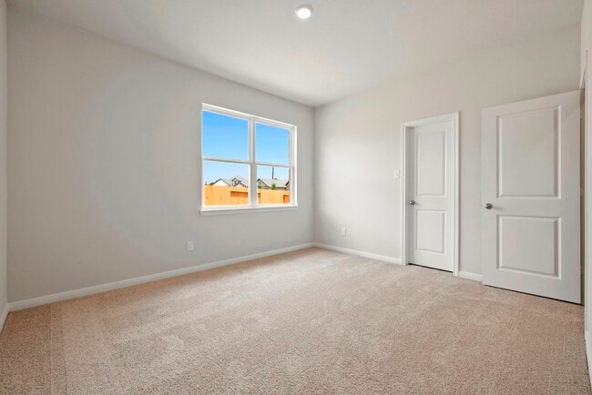 Building Photo - 7610 Thrips Ln