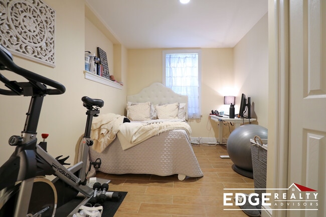 Photo - 1520 Commonwealth Ave Unit 2