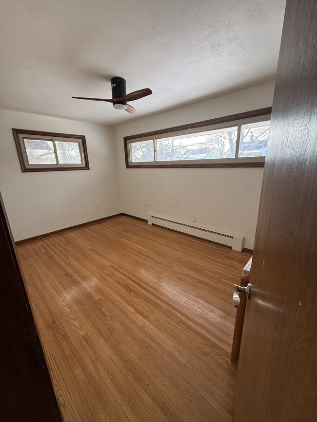 Photo - 1274 Saint Albans St N