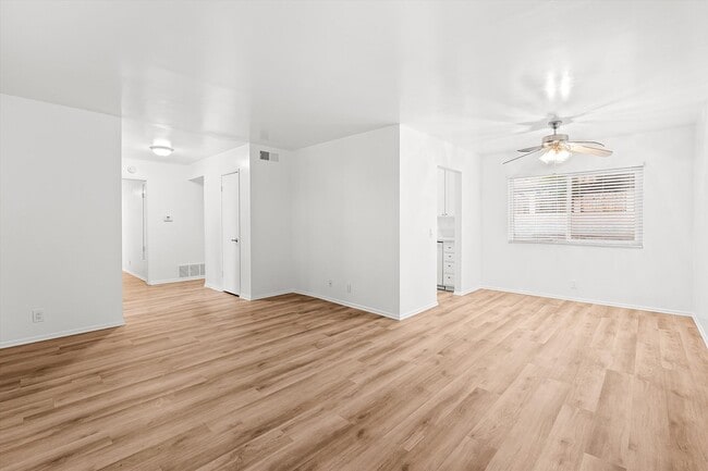 Shorehaven Townhomes