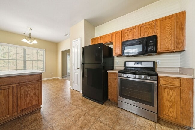 Photo - 4750 Ferncrest Pl