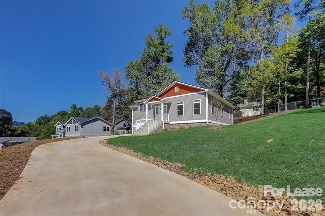 Photo - 48 John Halford Ct