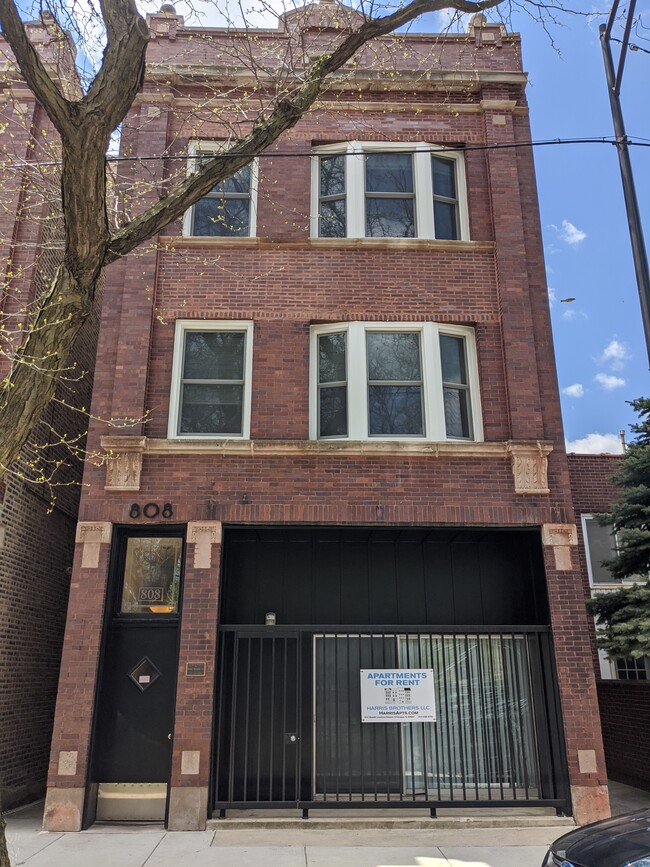 808 S Loomis - Harris Point Chicago Apartments