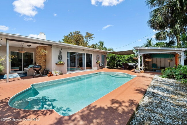 Photo - 121 3rd Ave Casa