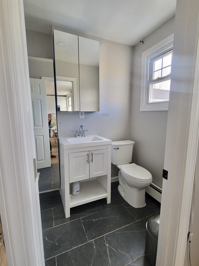 6119 Jefferson St Unit 3
