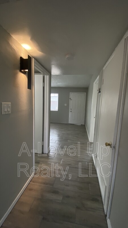 Photo - 5745 S Southland Blvd