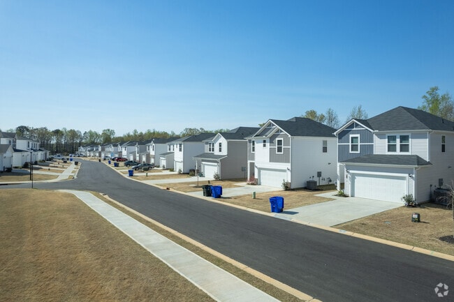Gramercy Woods