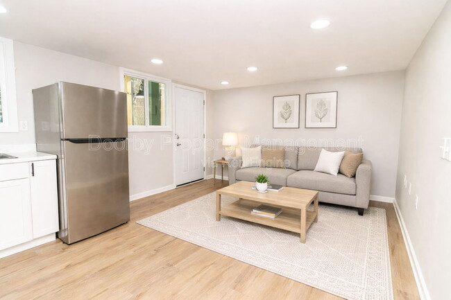 Photo - 1714 Portland St Unidad C