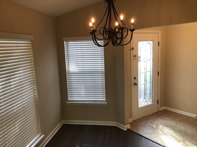 Photo - 705 Turkey Point Dr